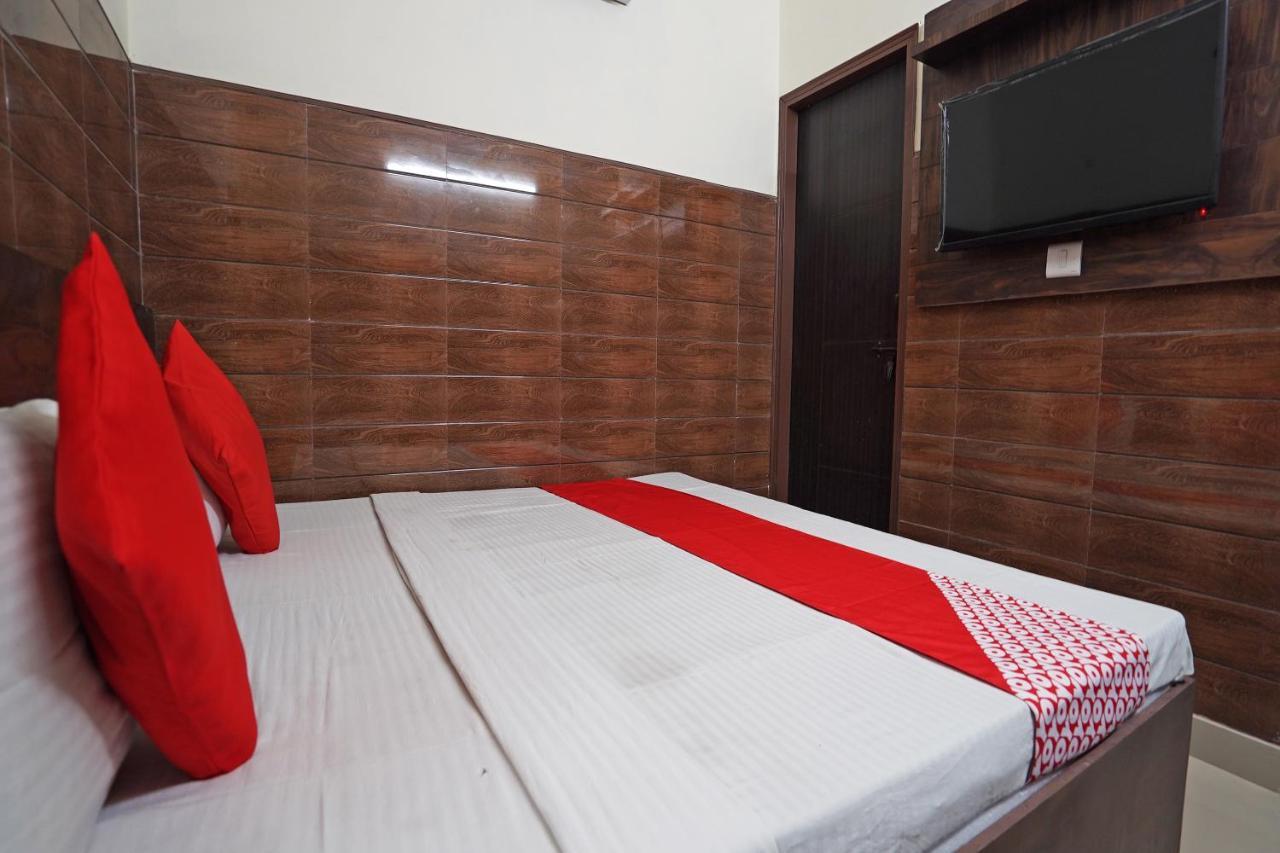 Hotel O Shri Sai Guest House Delhi  Eksteriør bilde