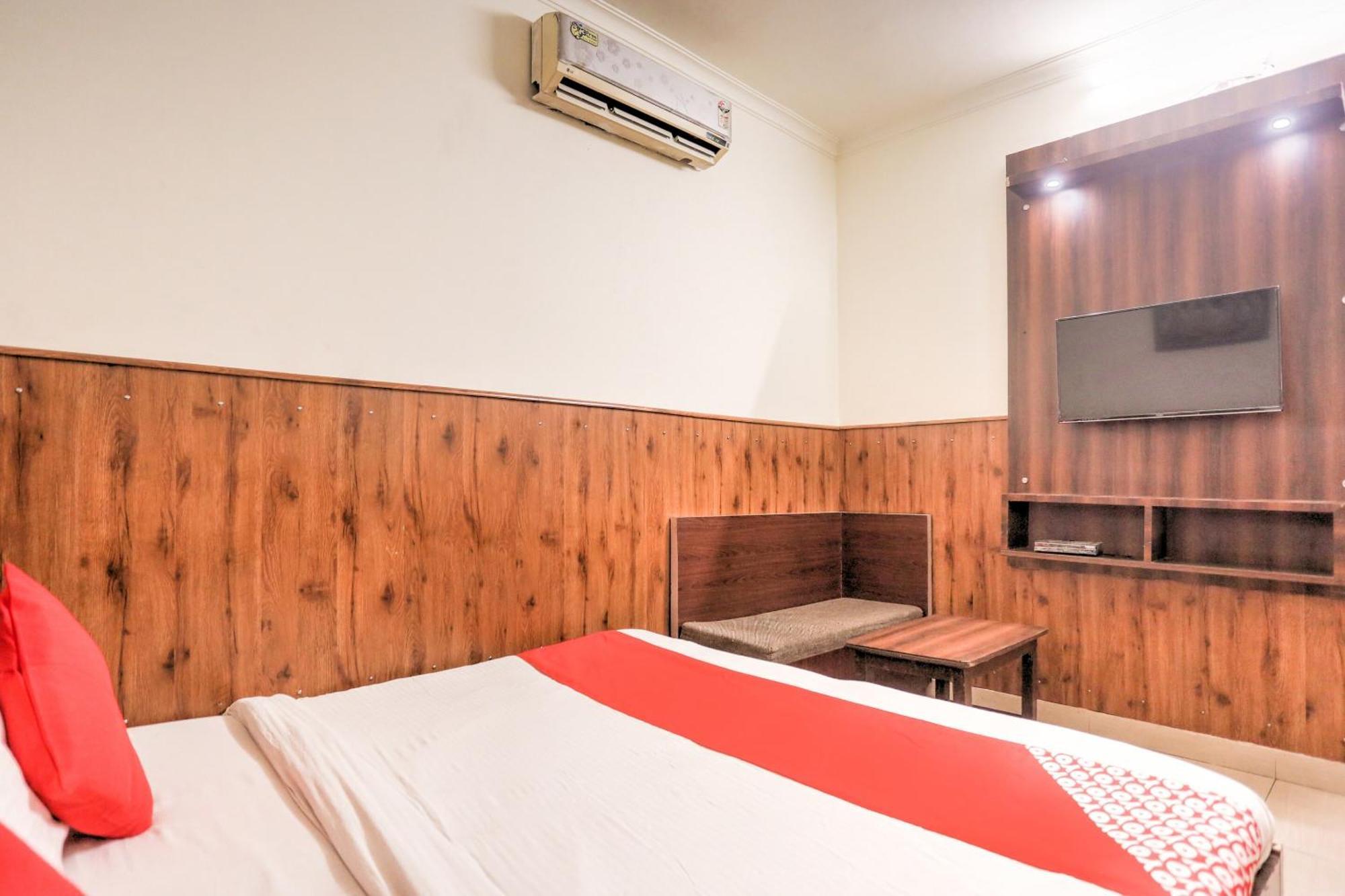 Hotel O Shri Sai Guest House Delhi  Eksteriør bilde