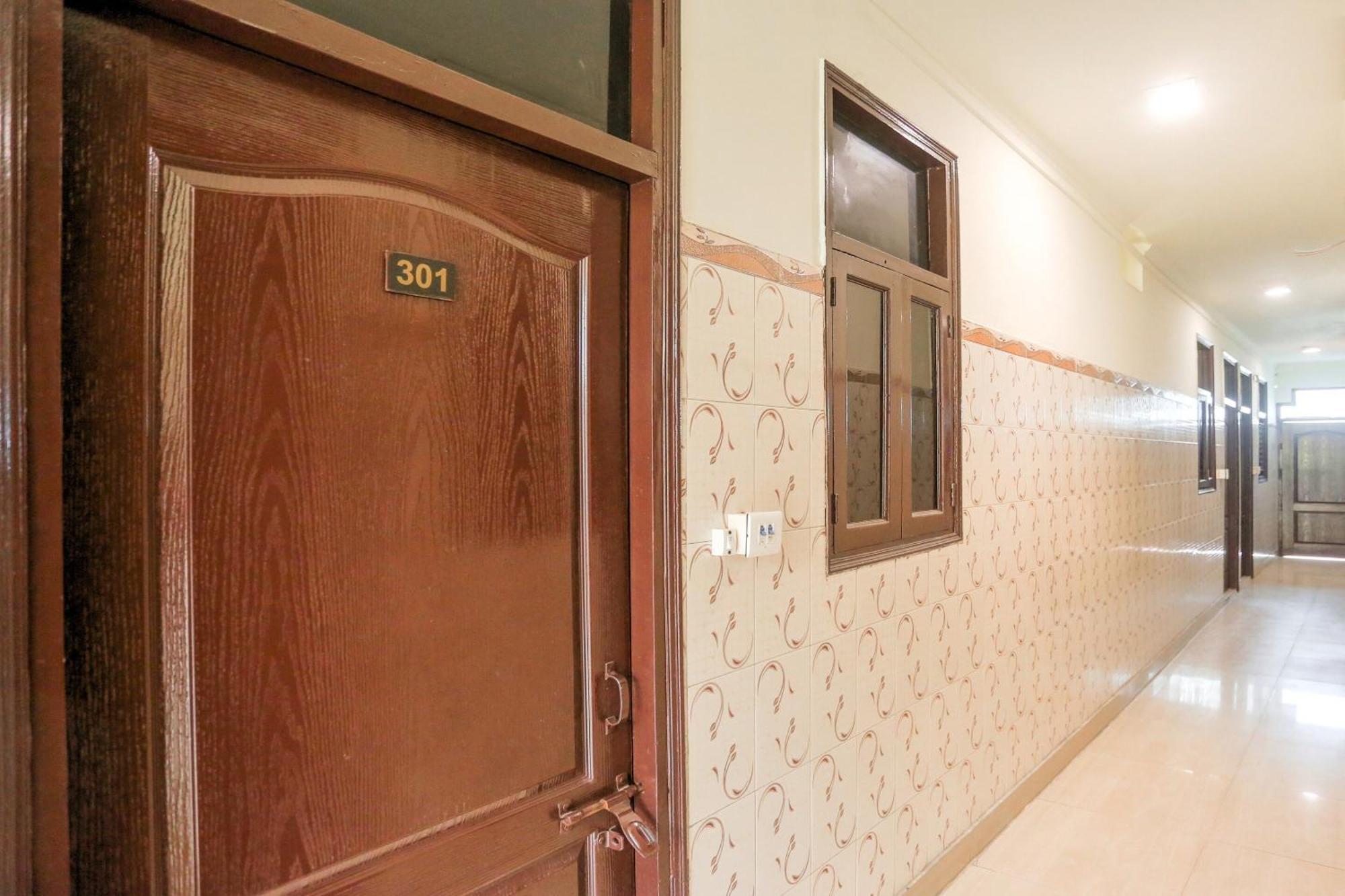 Hotel O Shri Sai Guest House Delhi  Eksteriør bilde