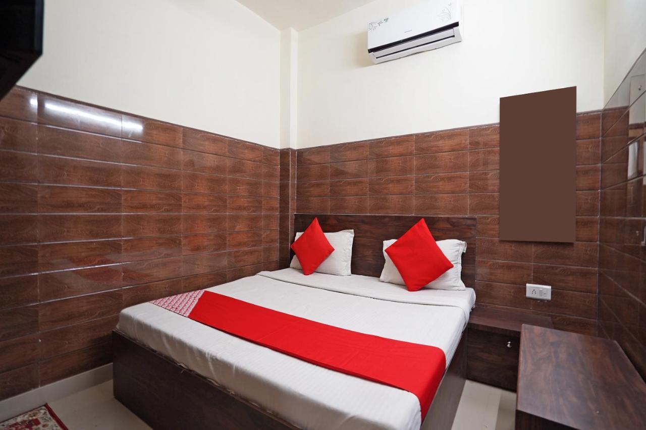 Hotel O Shri Sai Guest House Delhi  Eksteriør bilde