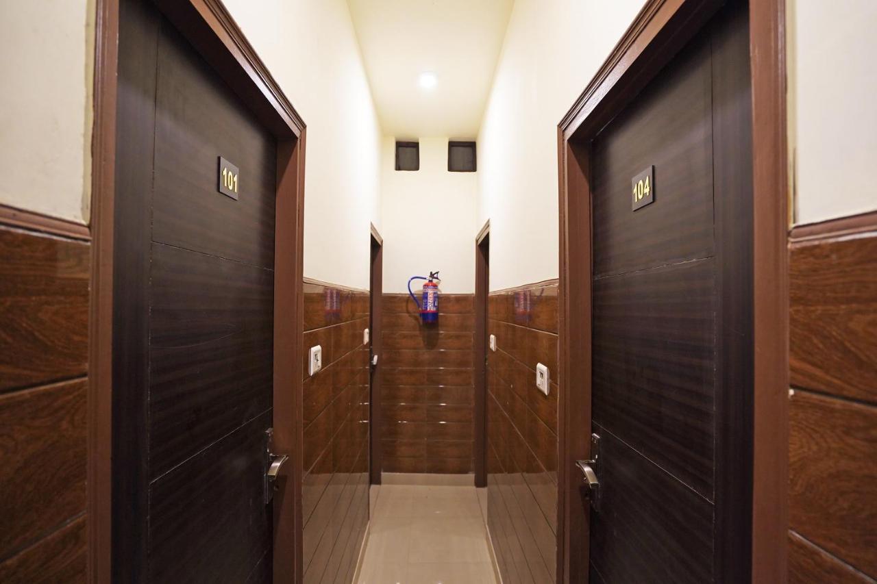 Hotel O Shri Sai Guest House Delhi  Eksteriør bilde